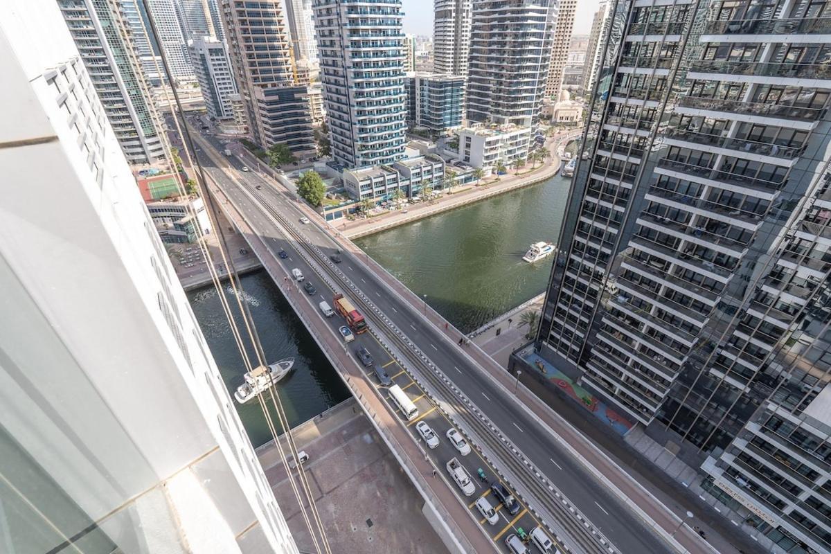 Wonderful 3-Bedroom With Marina Wharf Views In Dubai Marina Exterior photo