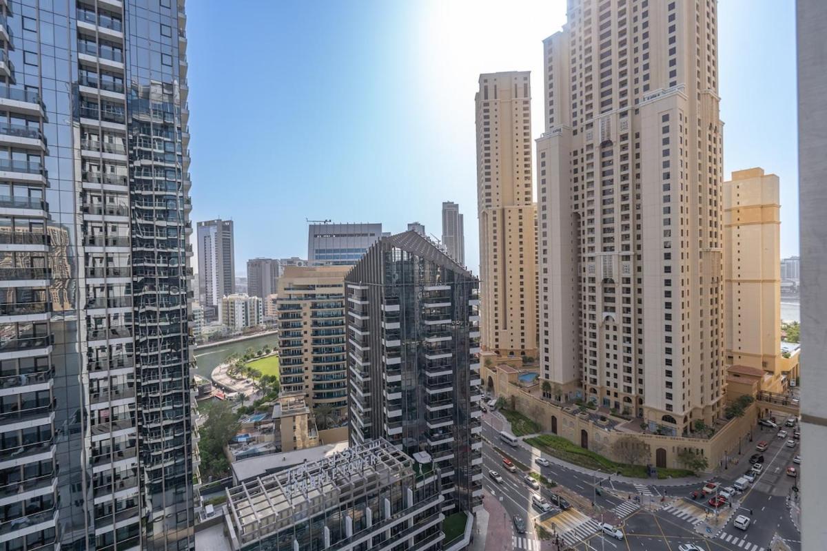 Wonderful 3-Bedroom With Marina Wharf Views In Dubai Marina Exterior photo