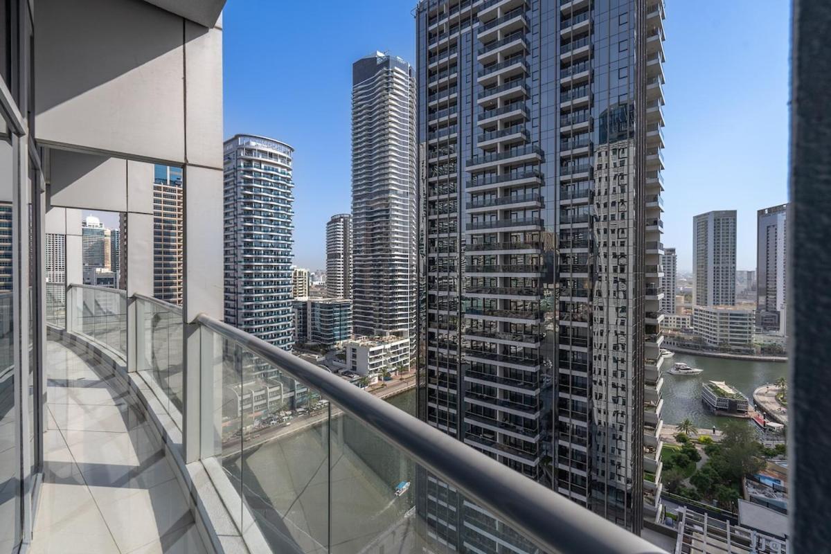 Wonderful 3-Bedroom With Marina Wharf Views In Dubai Marina Exterior photo